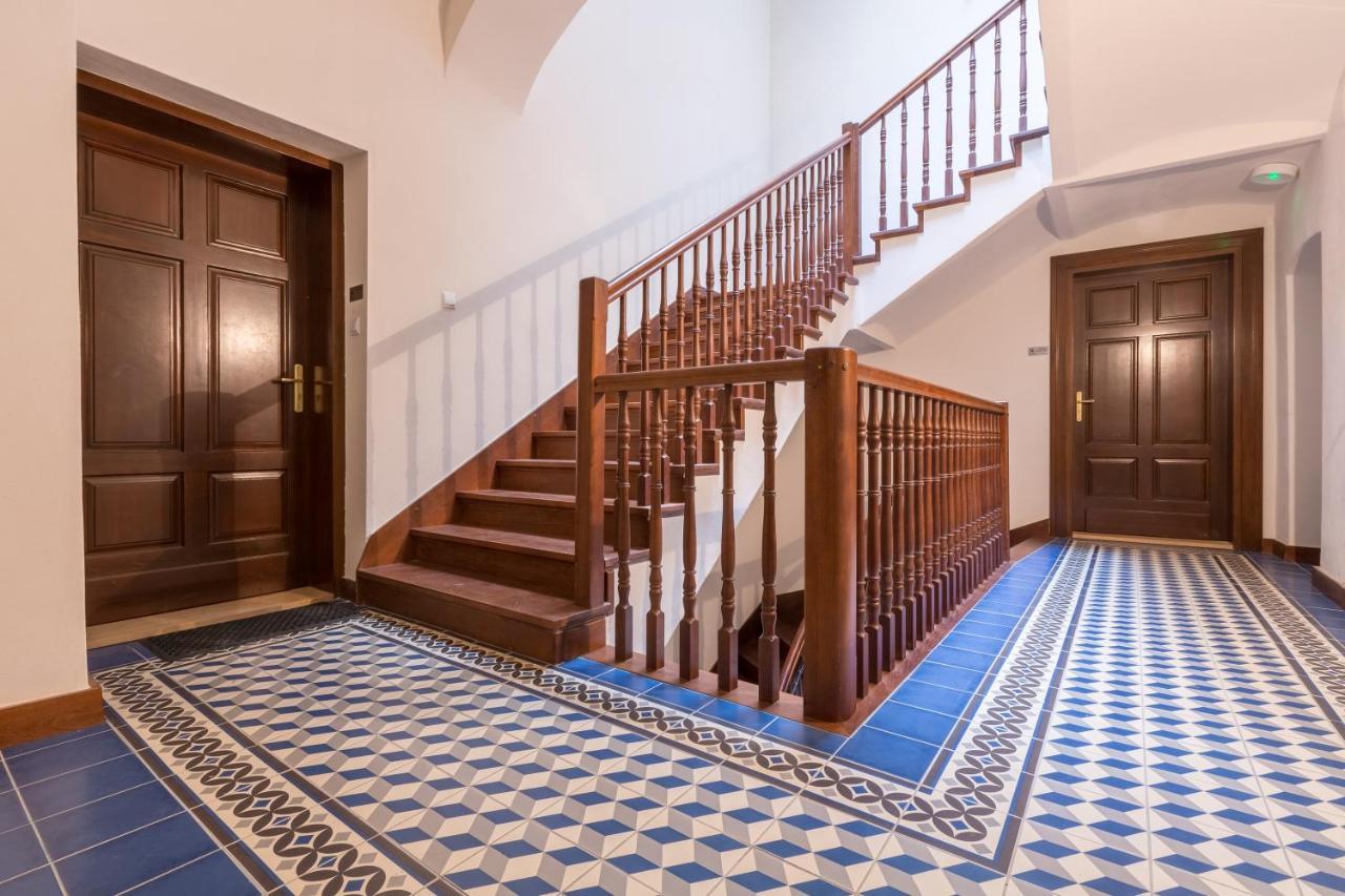 Cadena Gallery Apartments Matejko Краков Экстерьер фото
